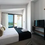 Alveo Del Mare Villa *