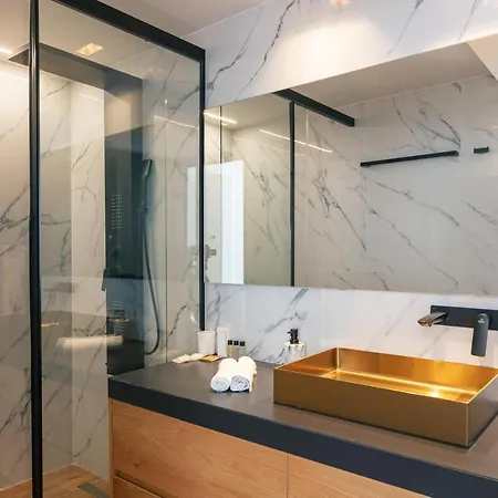 Alveo Del Mare * ハニア